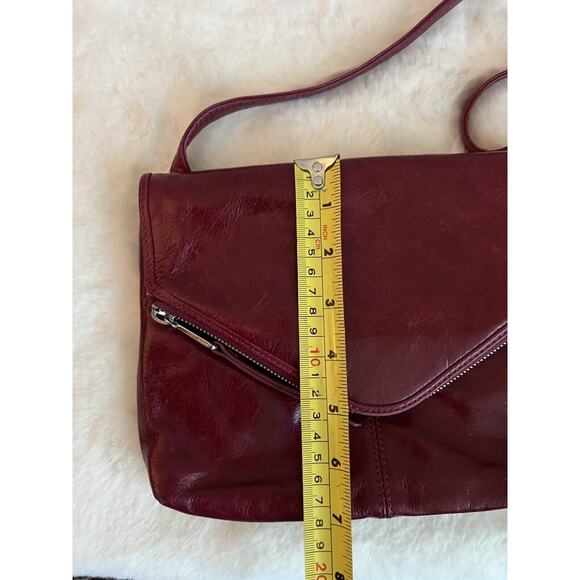 HOBO Daria Womens leather crossbody shoulder bag purse Winter Berry Color - Picture 14 of 14